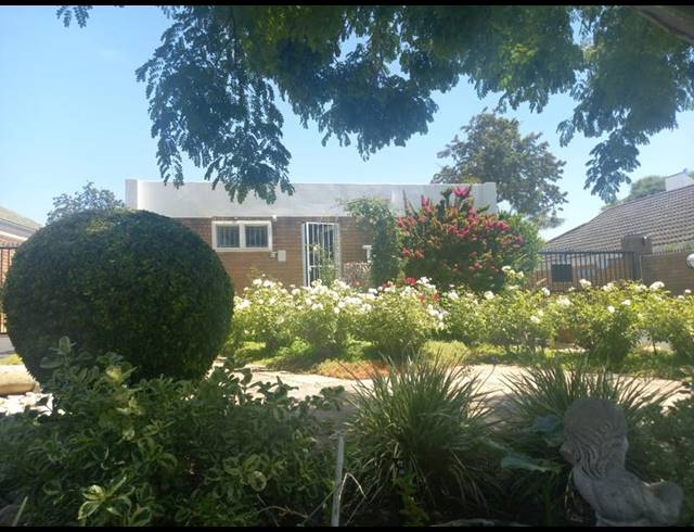 4 BEDROOM HOUSE FOR SALE IN DURBANVILLE CENTRAL